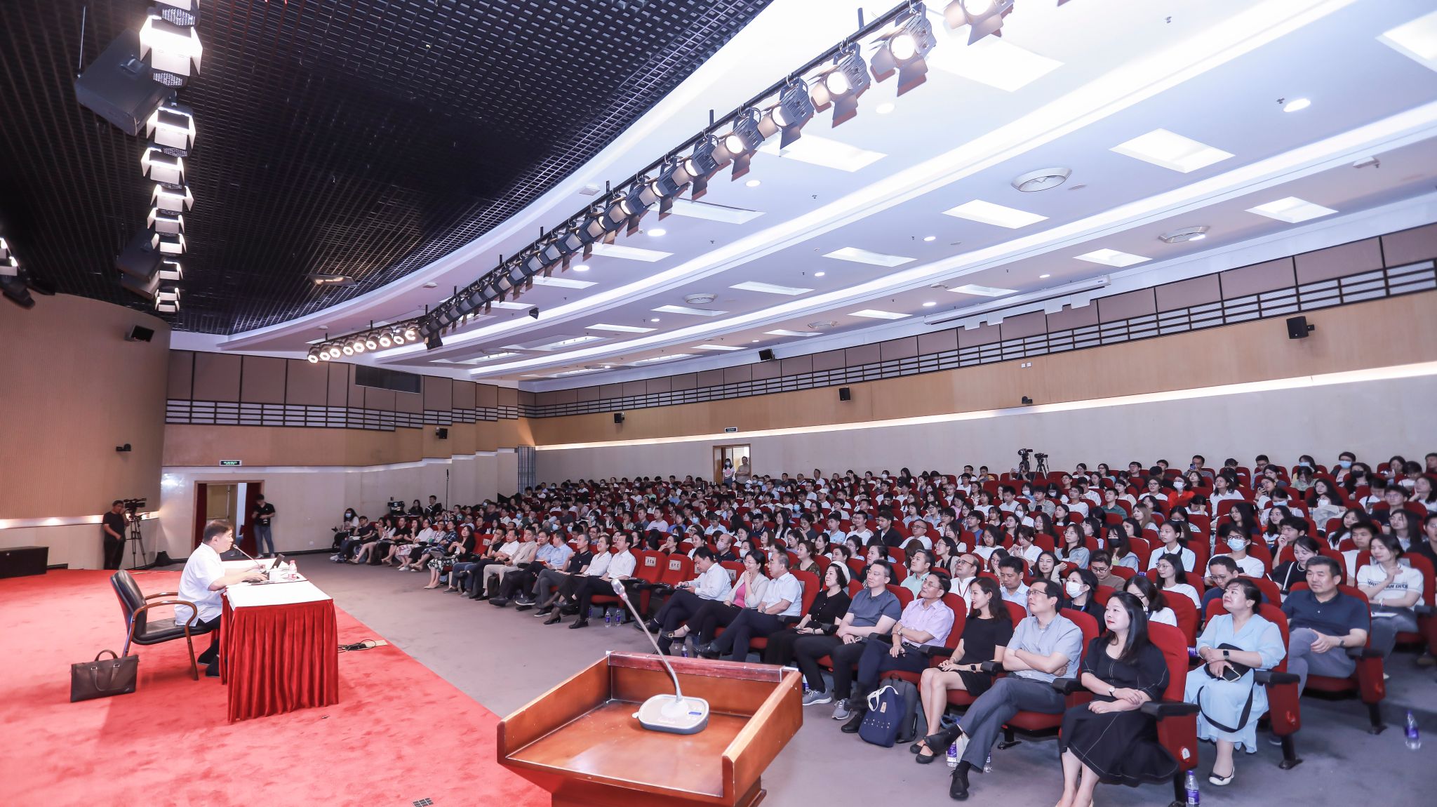 图片7.jpg 图片7.jpg